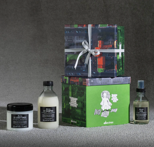 DAVINES OI Holiday Set