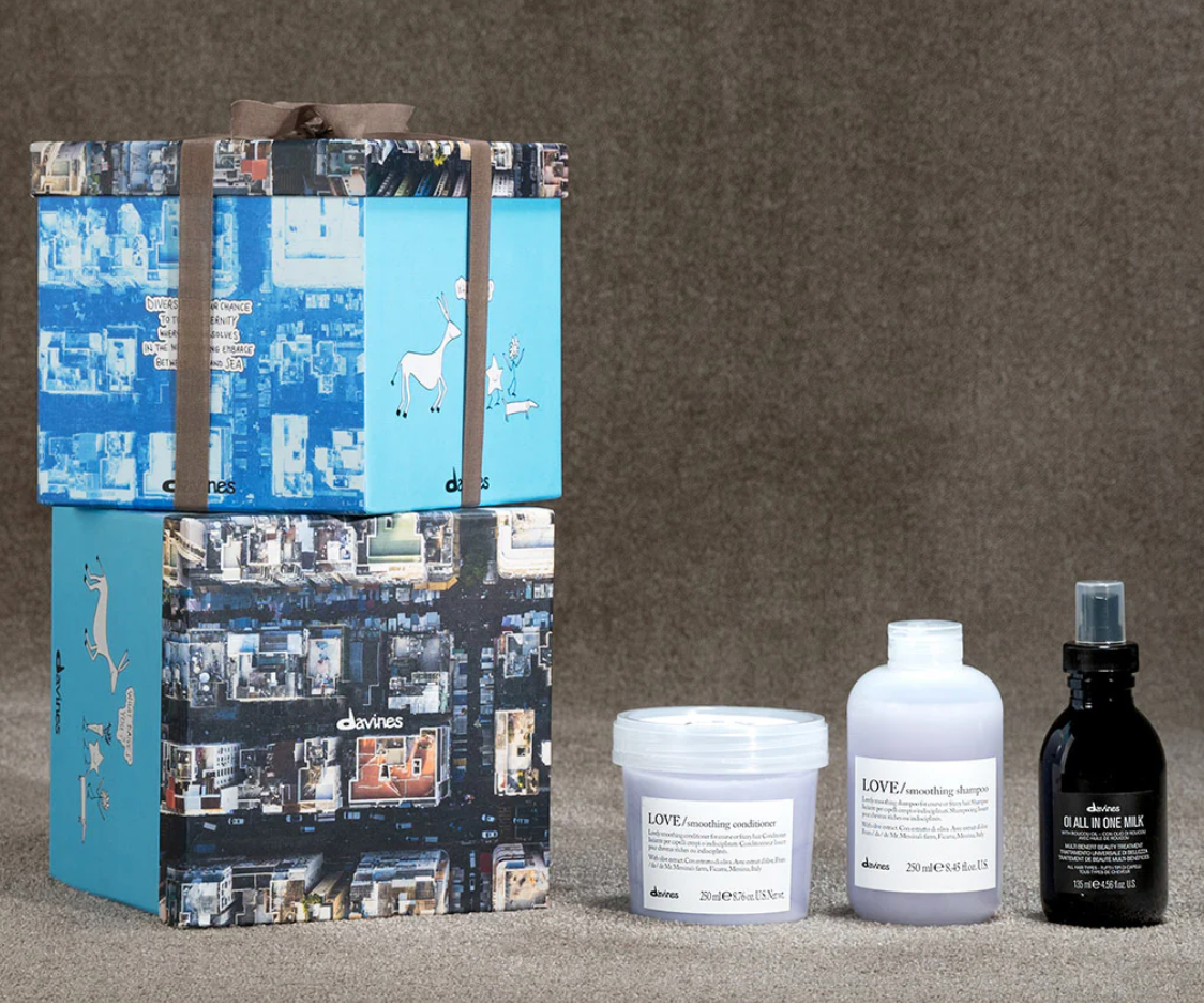 DAVINES LOVE SMOOTH Holiday Set